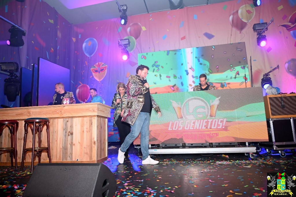 ../Images/Steegfeest XL 122.jpg